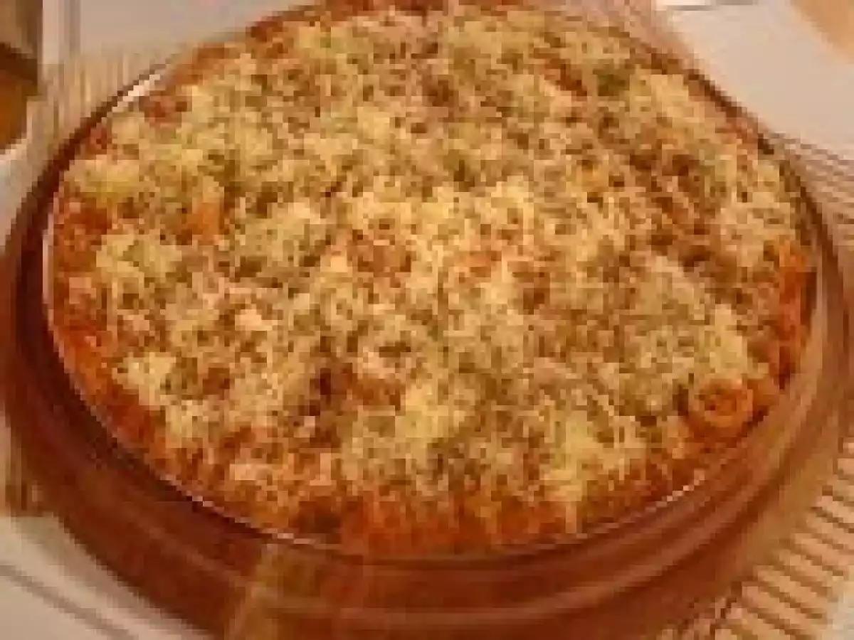 Pizza de amido de milho com recheio de lula e camarão