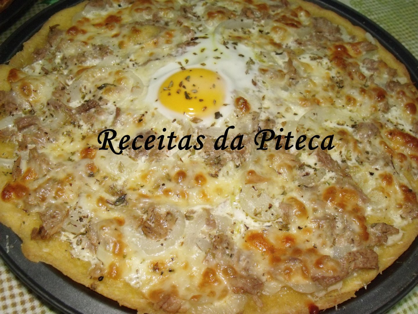Pizza de atum e ovo Receita Petitchef