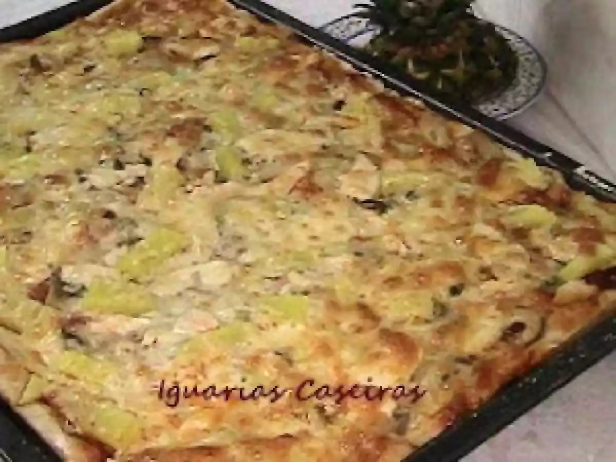 Pizza de Frango e Abacaxi