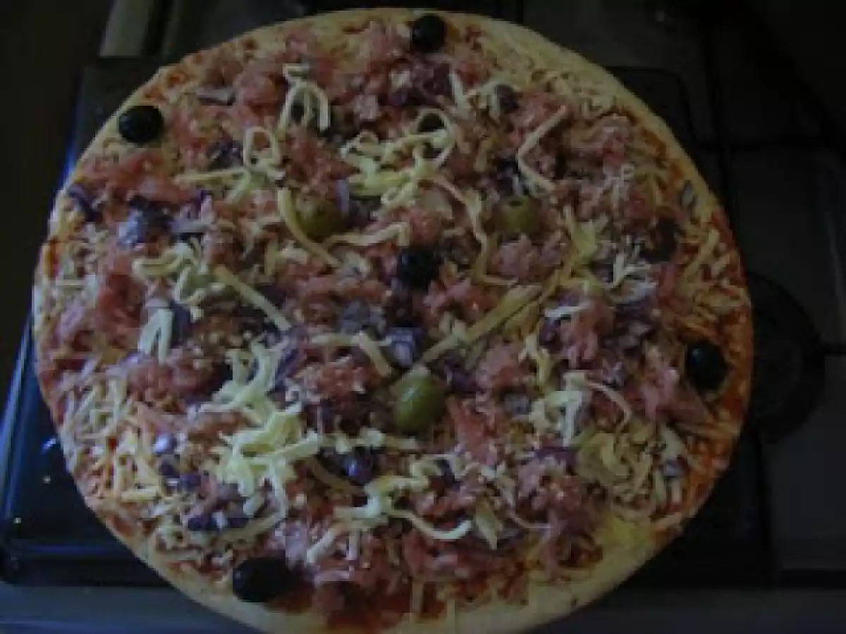 Pizza de perú com coentros. - foto 4