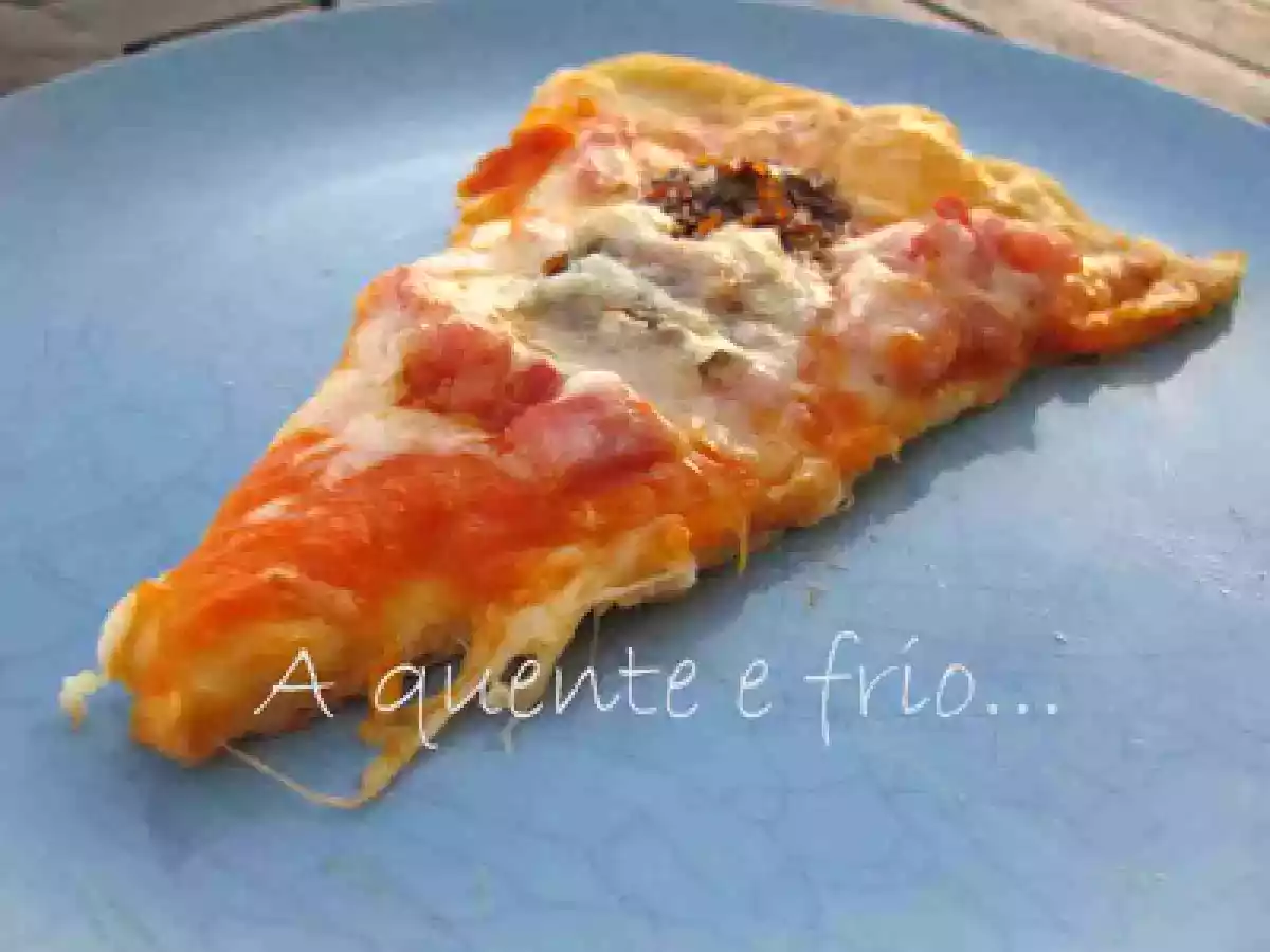 Pizza de Tomate Seco, Fiambre e Bacon