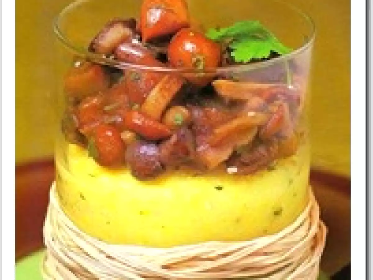 Polenta bergamasca com ragú de cogumelos
