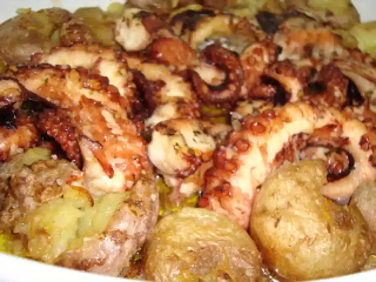 Polvo à lagareiro com batatas a murro - foto 2