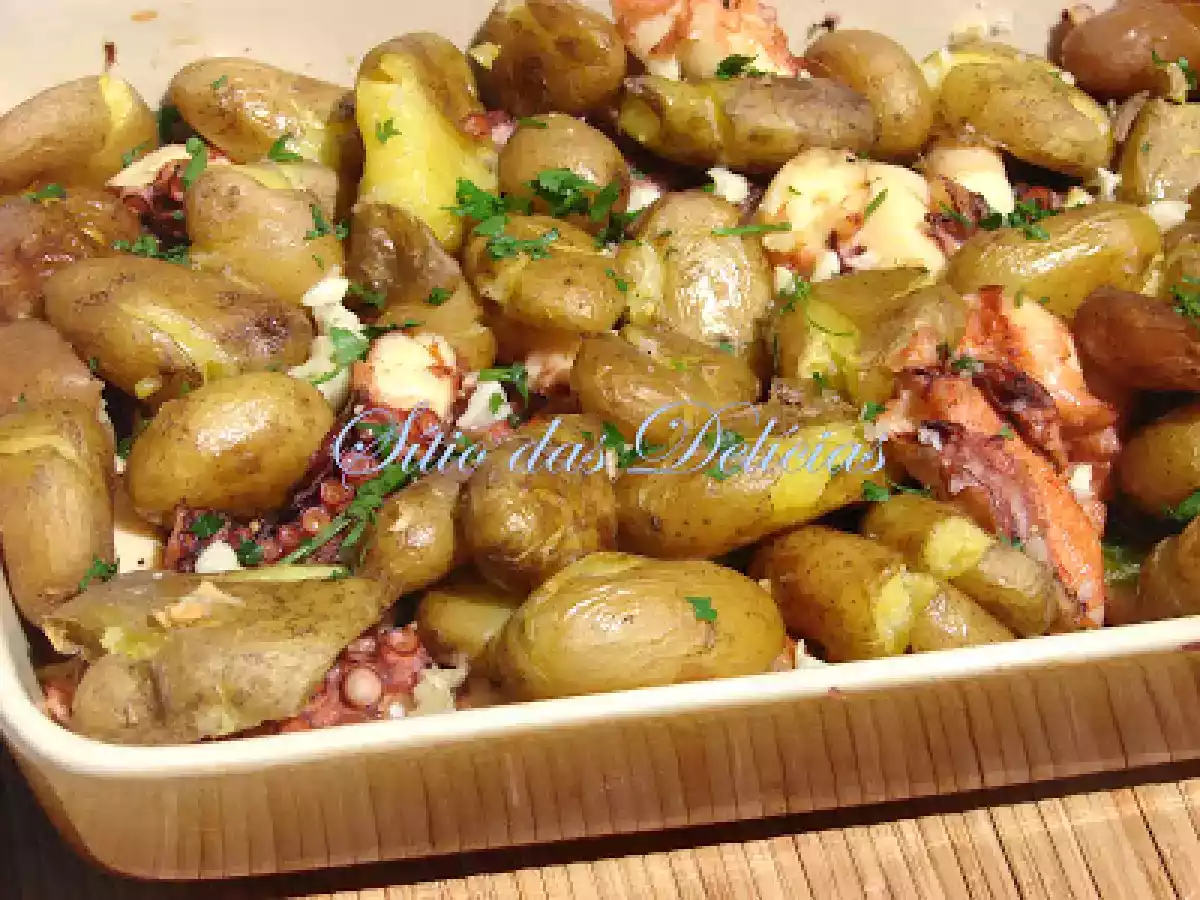 Polvo no Forno com Batatas a Murro