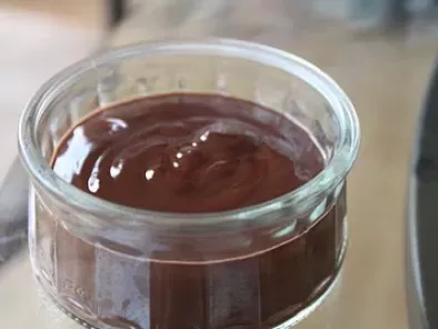 Potinhos de Creme de Chocolate (Pots de Crème au Chocolat)