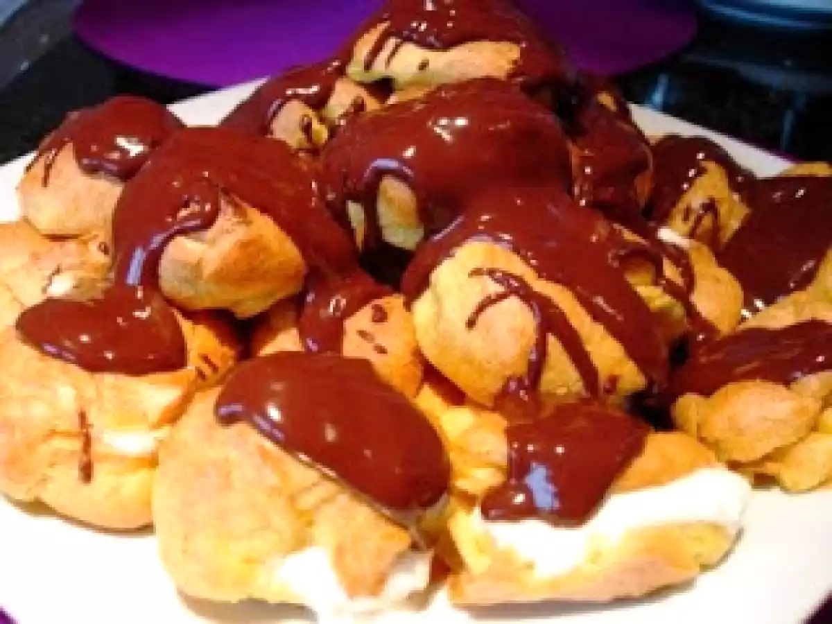 Profiteroles