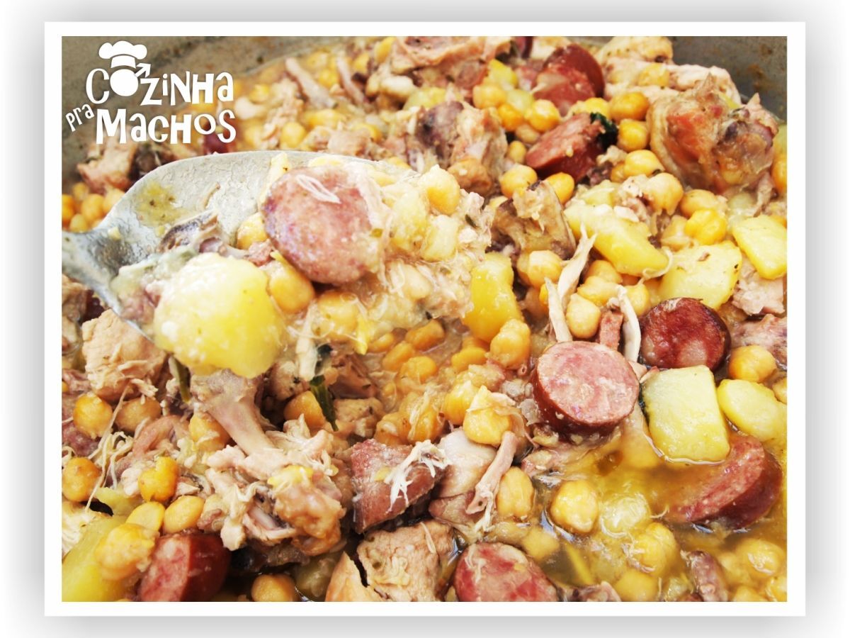 Puchero de Frango Caipira