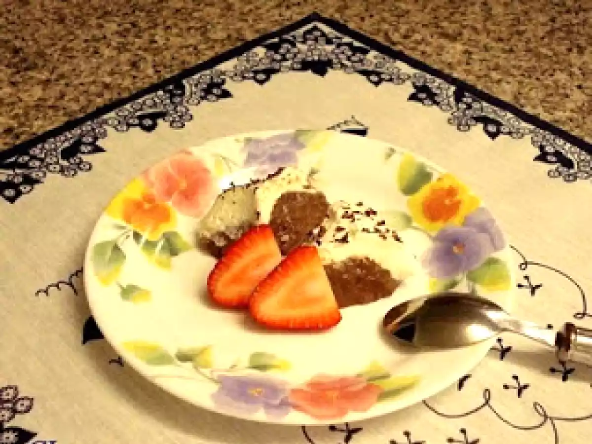 Pudim de Chocolate com Chantilly - foto 2