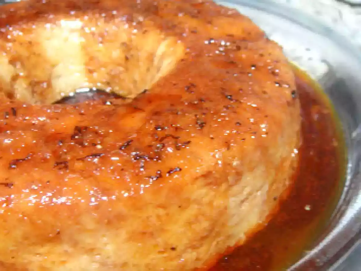 PUDIM DE PÃO DE PANELA DE PRESSÃO