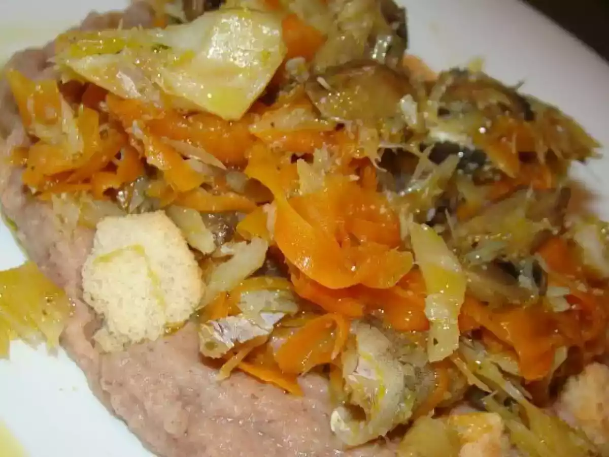 Puré de Feijão Frade com Mistura de Bacalhau, Cenouras e Cogumelos - foto 5