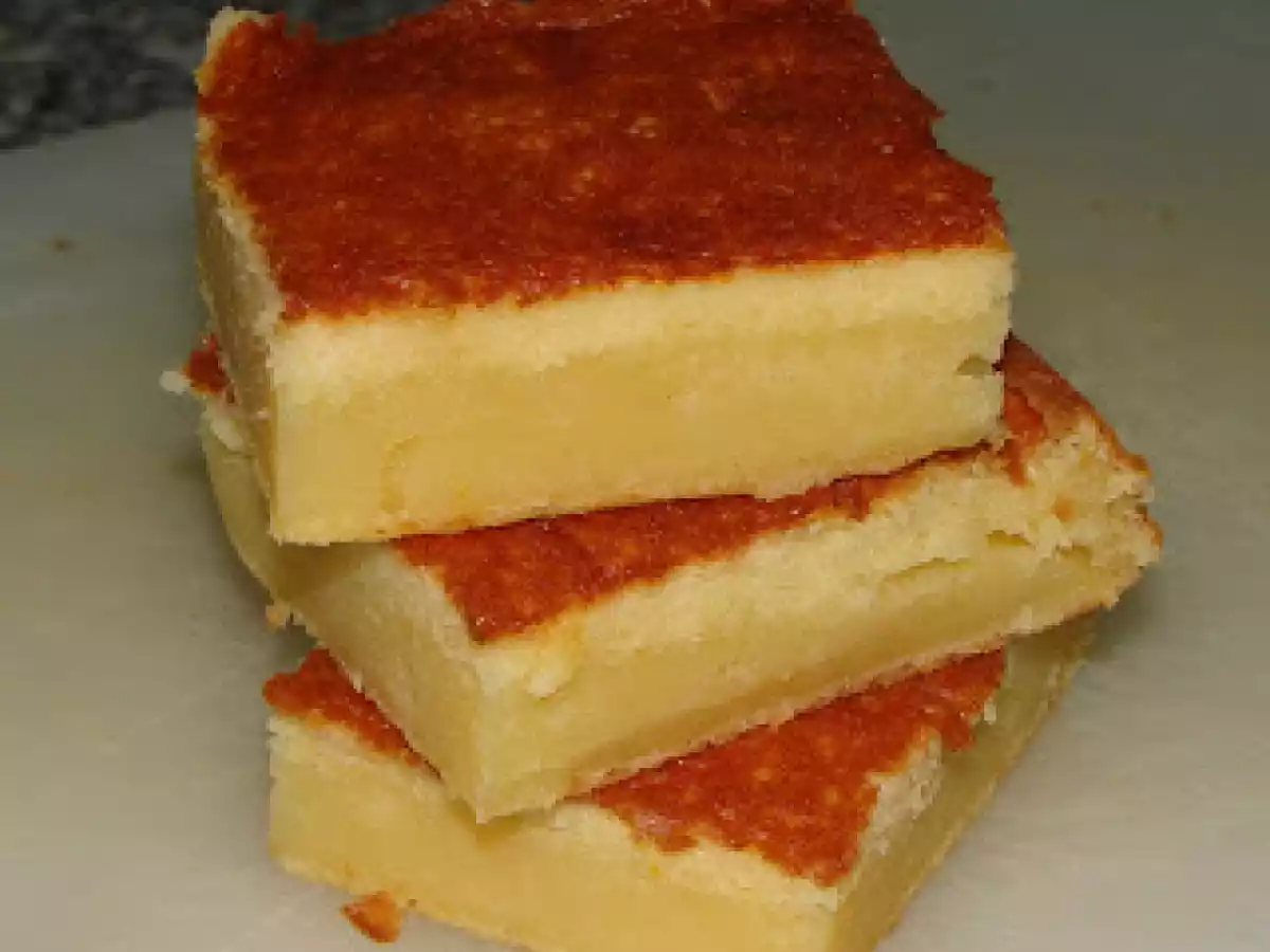 Quadrados de nata e laranja