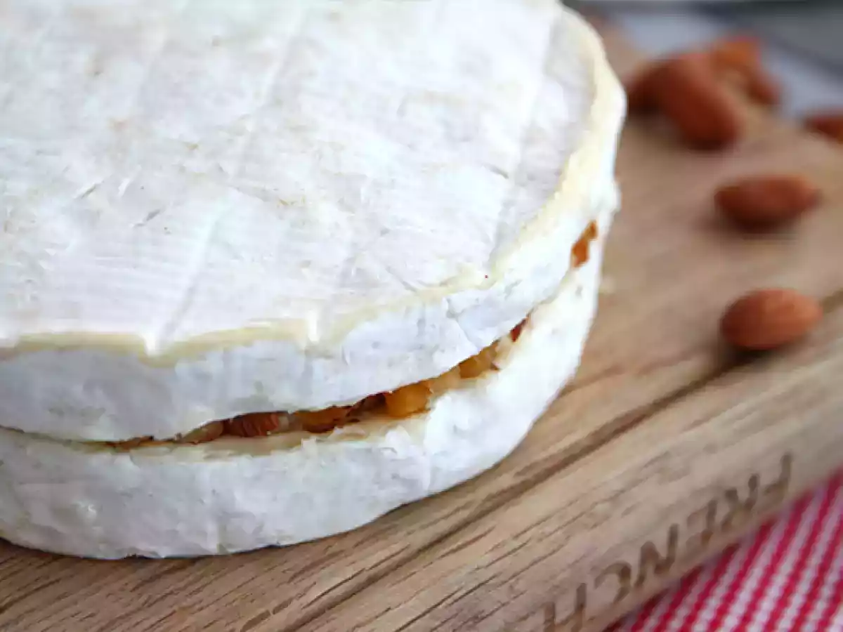Queijo Brie recheado (damasco e amêndoas) - foto 4
