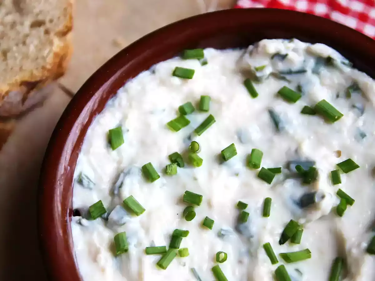 Queijo vegano cremoso, aromatizado e fácil a preparar - foto 3