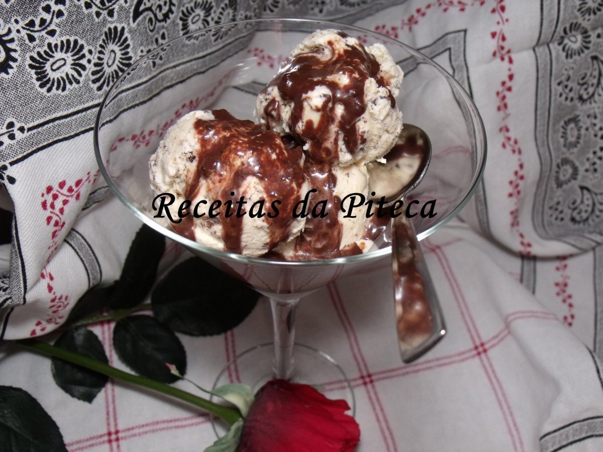Quente e frio de stracciatella