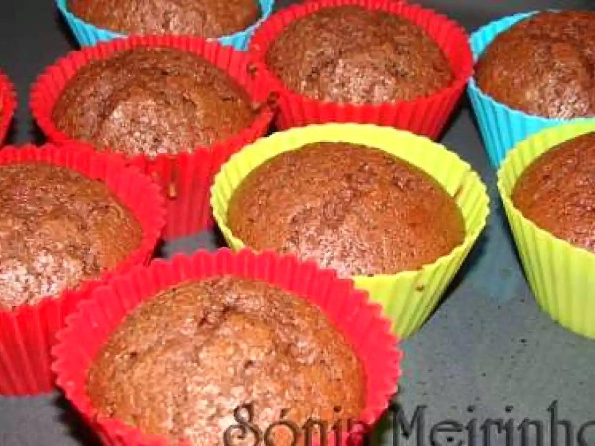 Queques de chocolate e Bolo de chocolate com côco ralado