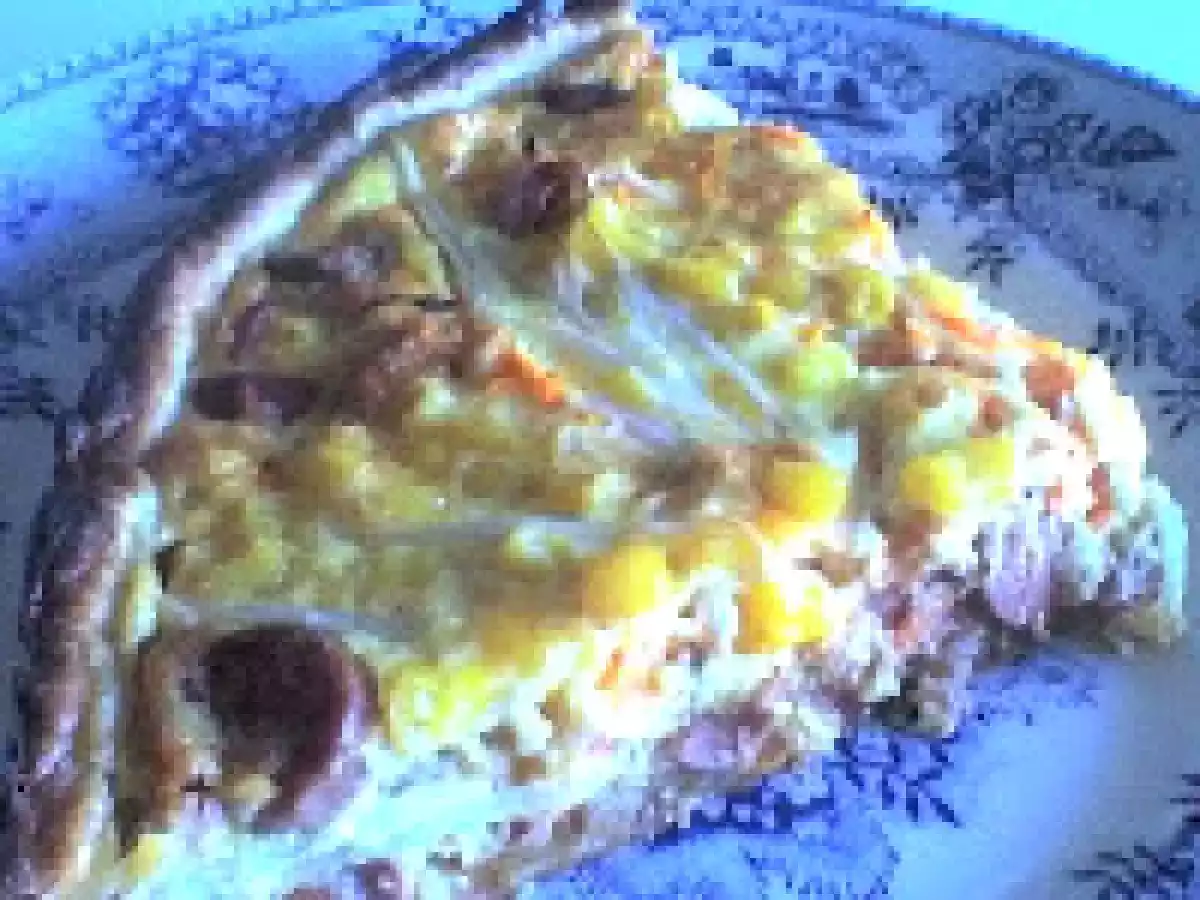 Quiche de atum, cogumelos e linguiça