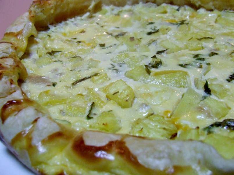 Quiche de atum e abacaxi