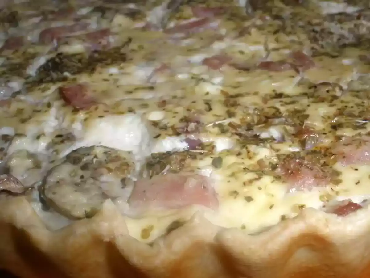 Quiche de Bacon, Cogumelos e Requeijão