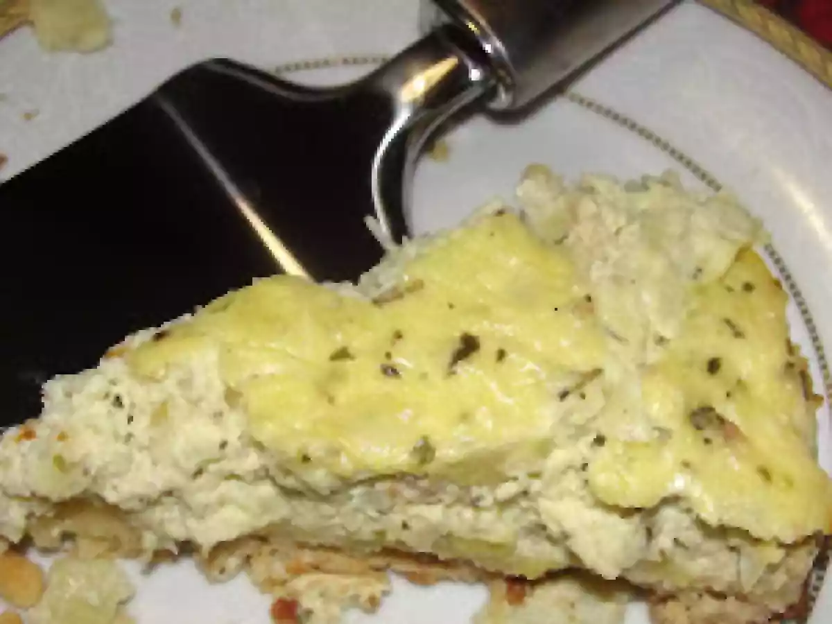 Quiche de cebola, bacon e ervas finas