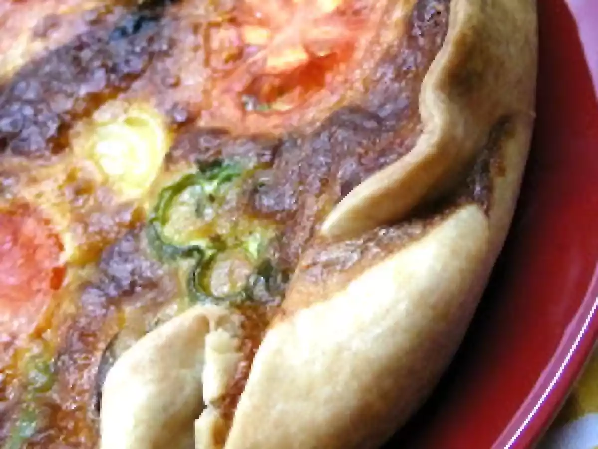 Quiche de cogumelos, tomate e cebola com iogurte e leitelho