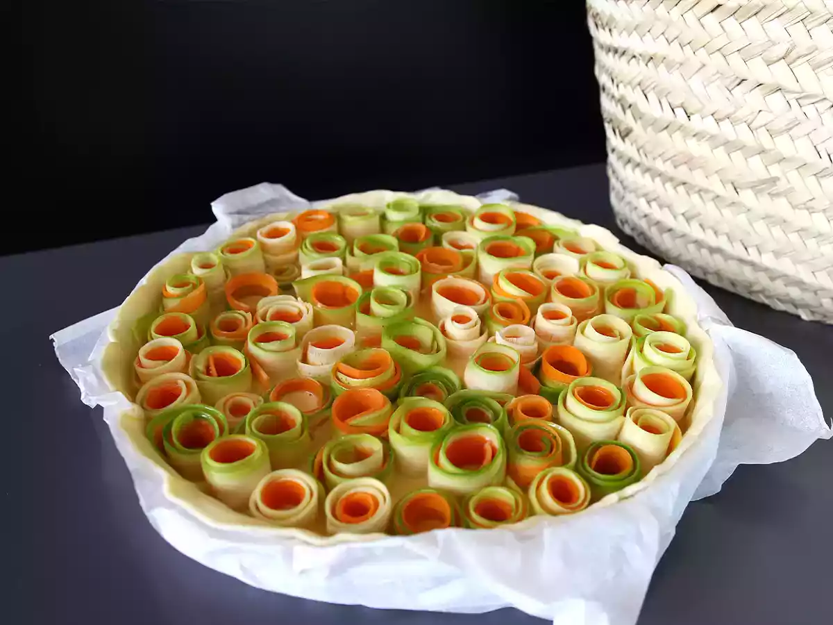 Quiche de curgete (abobrinha) e cenouras - Quiche florido - foto 3
