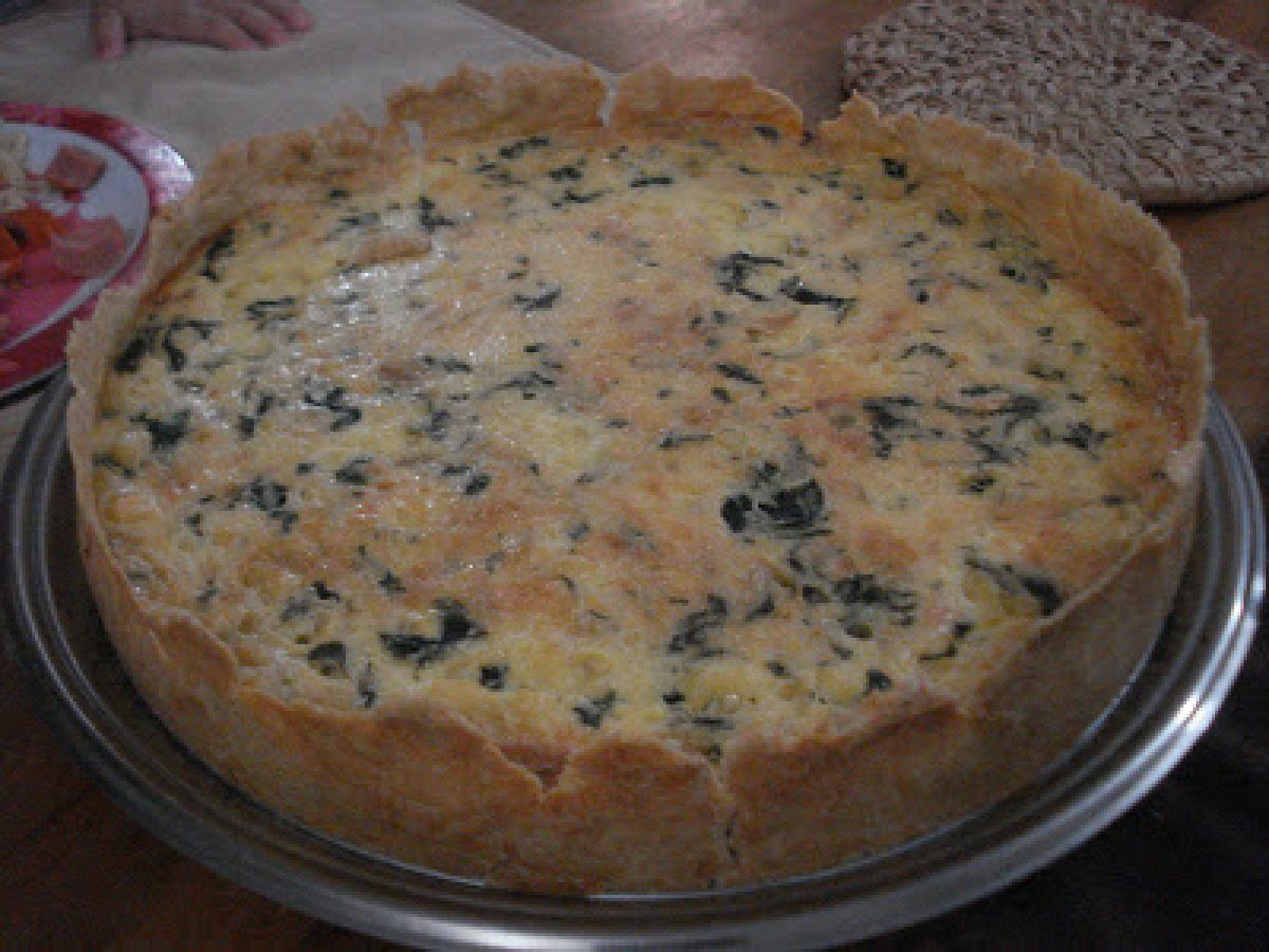 Quiche de espinafre e queijo branco