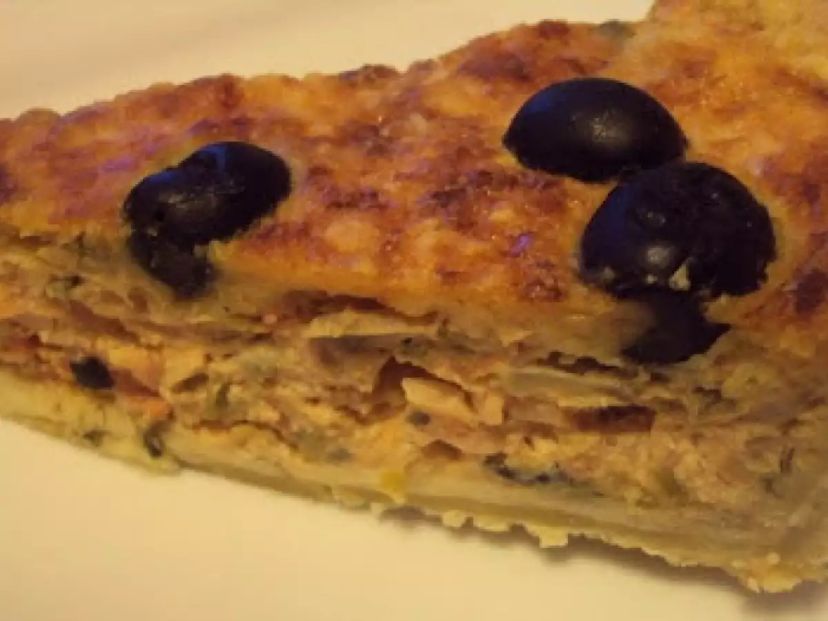 Quiche de salmão fumado, alho-francês e cogumelos com mozzarella e pecorino - foto 4