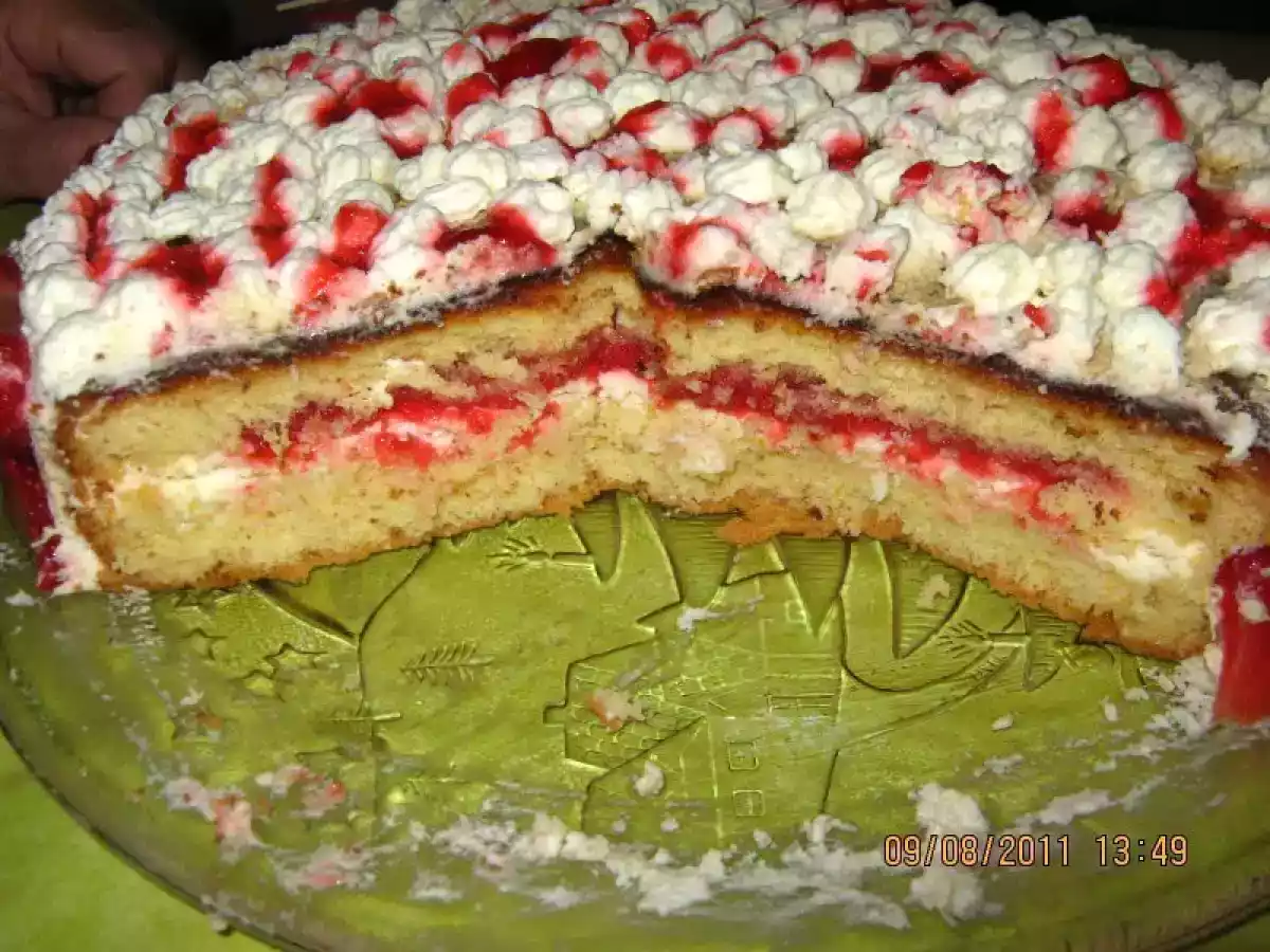 Receita de Bolo Fantasia de Morango - foto 2