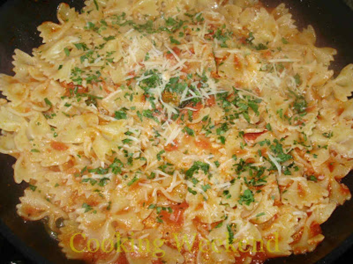 Receitas - Farfalle ao Sugo