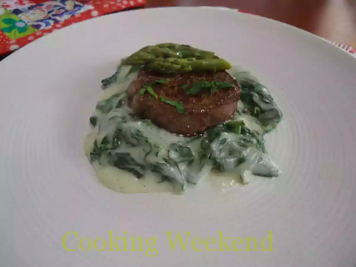 Receitas - Medalhões com Creme de Gorgonzola e Espinafre