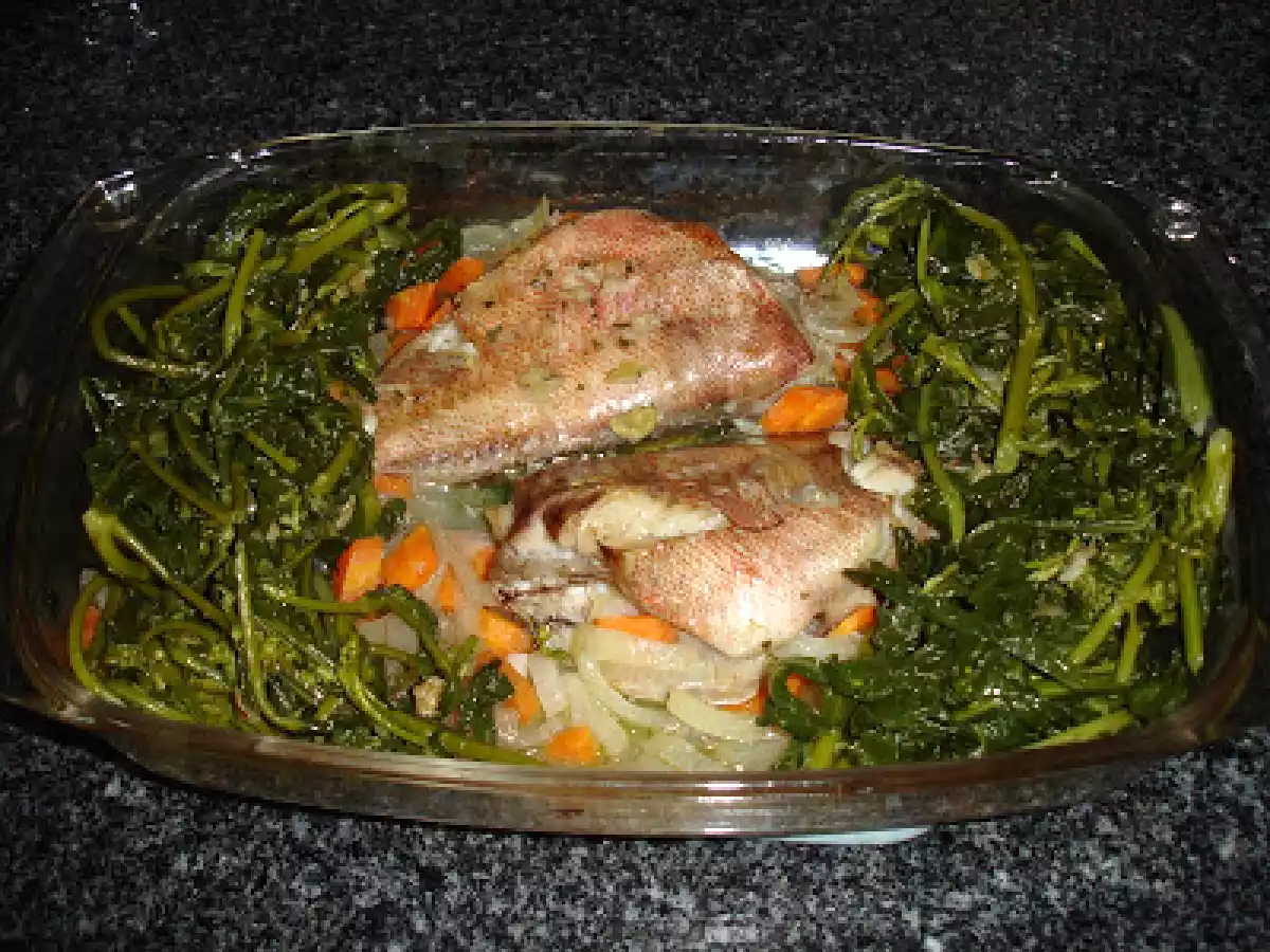 Red Fish no Forno em Caldo Aromático