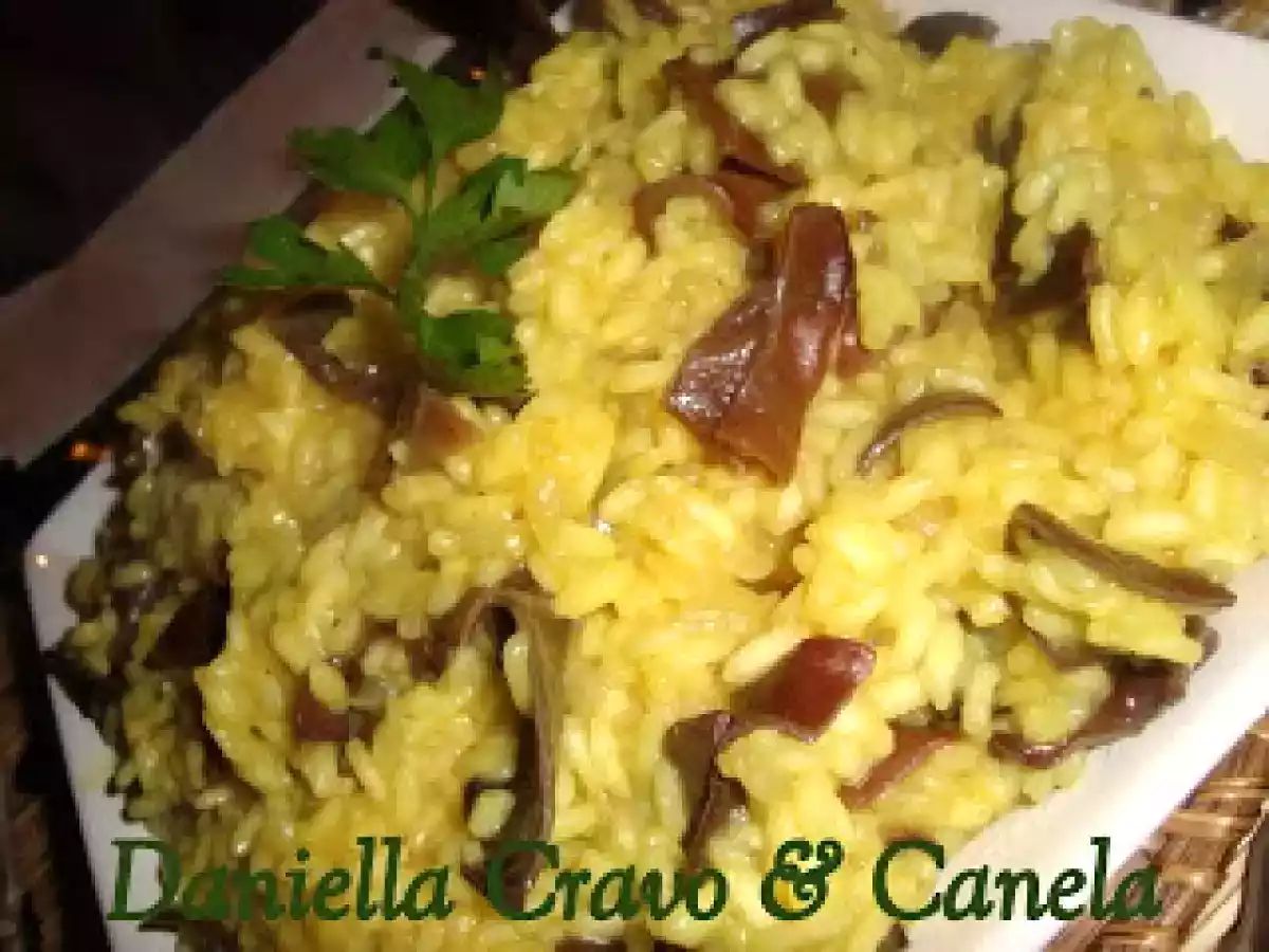 Risoto de Cogumelos Negros e Açafrão