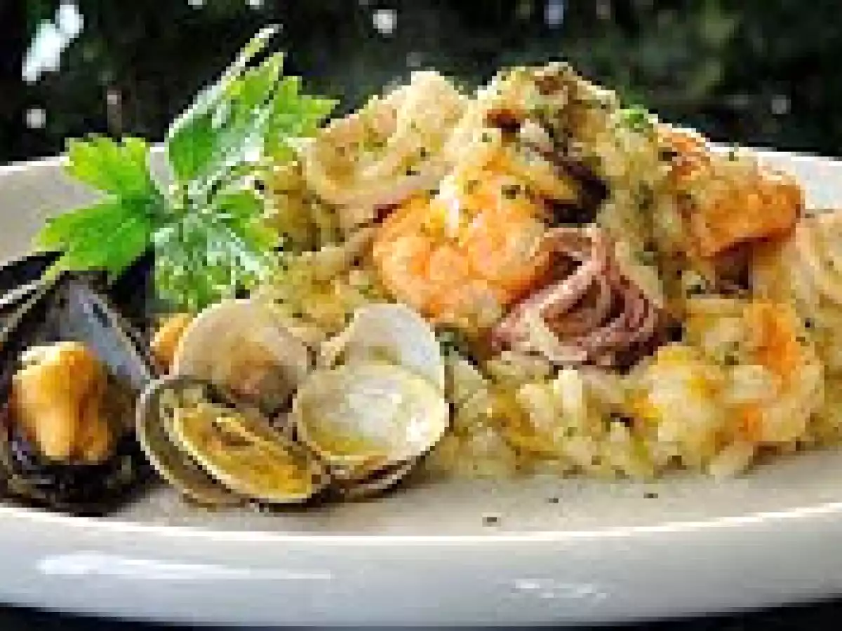 Risoto de frutos do mar acompanhamento Paulo Laureano Clássico Branco