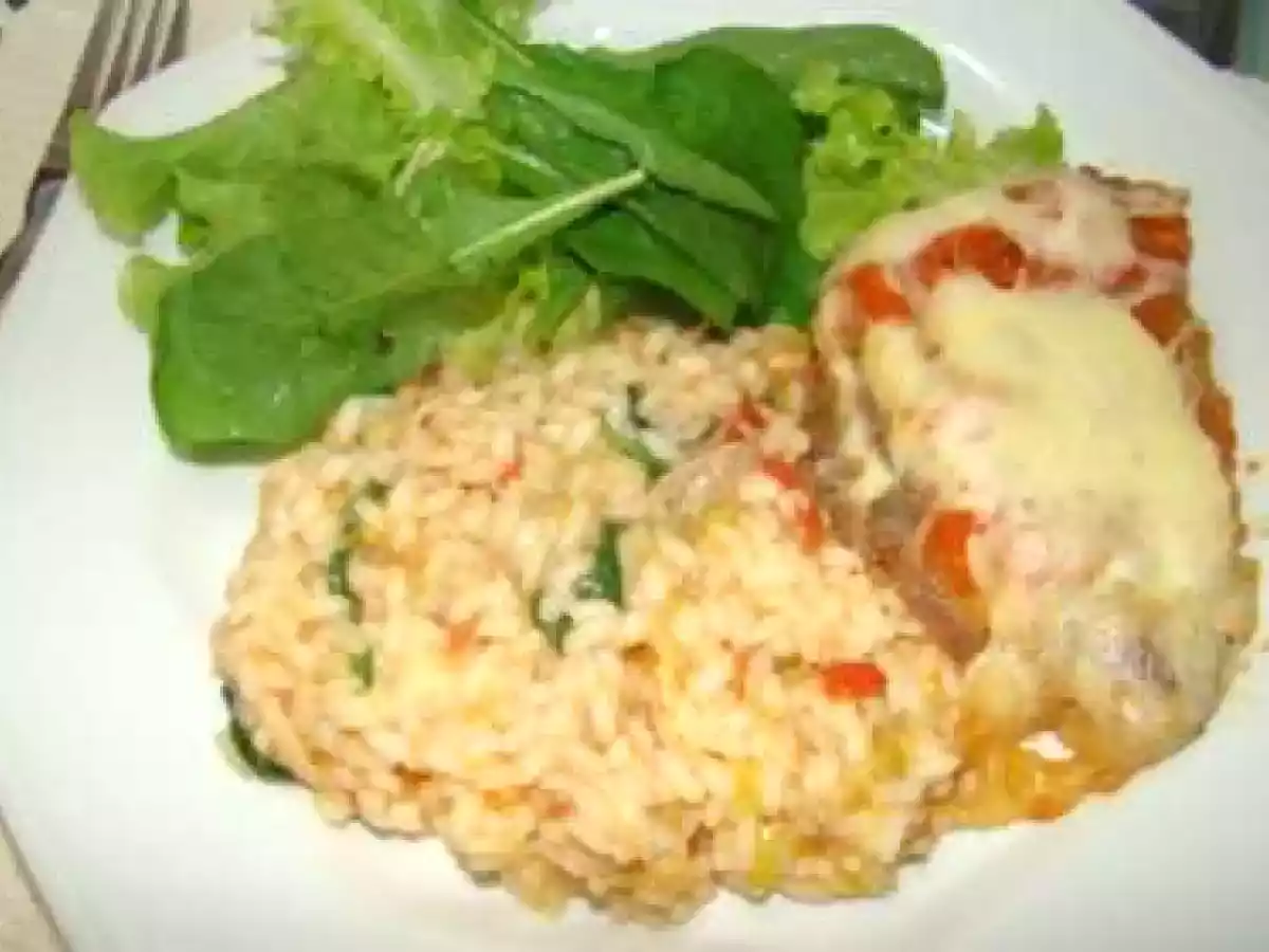 Risoto de Tomate Seco, Frango e Rúcula com Filé a Parmegiana - foto 3