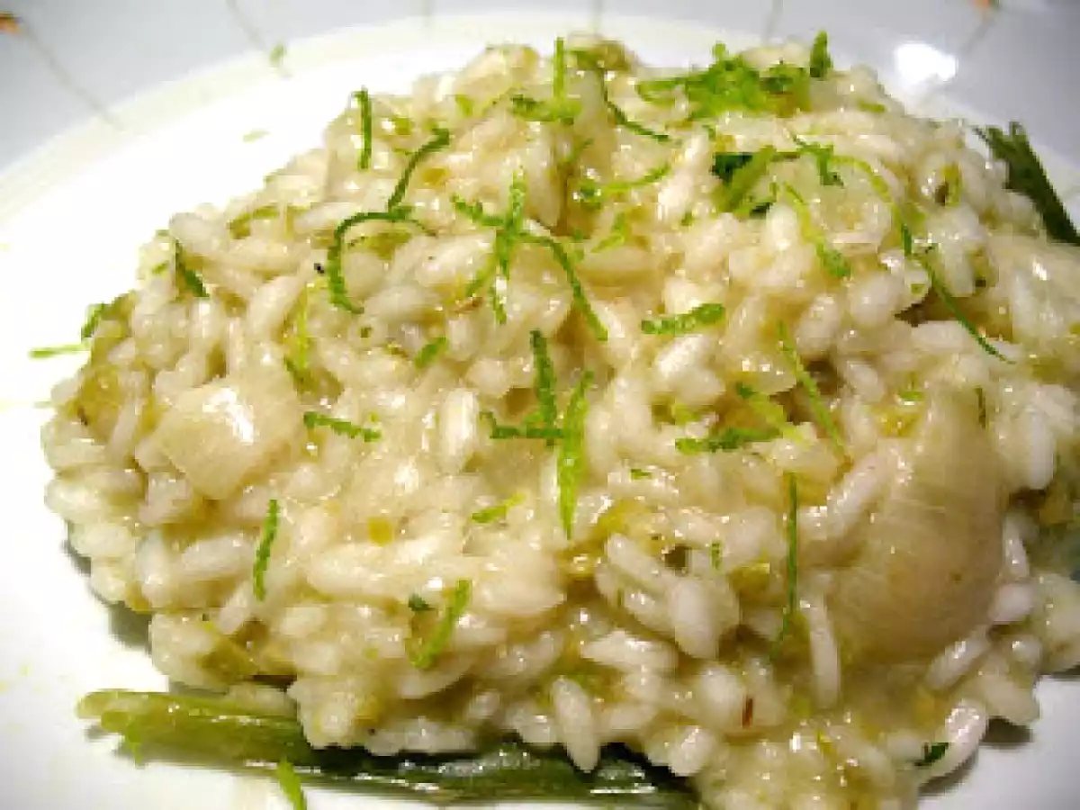 Risotto de erva-príncipe com tapenade de lima