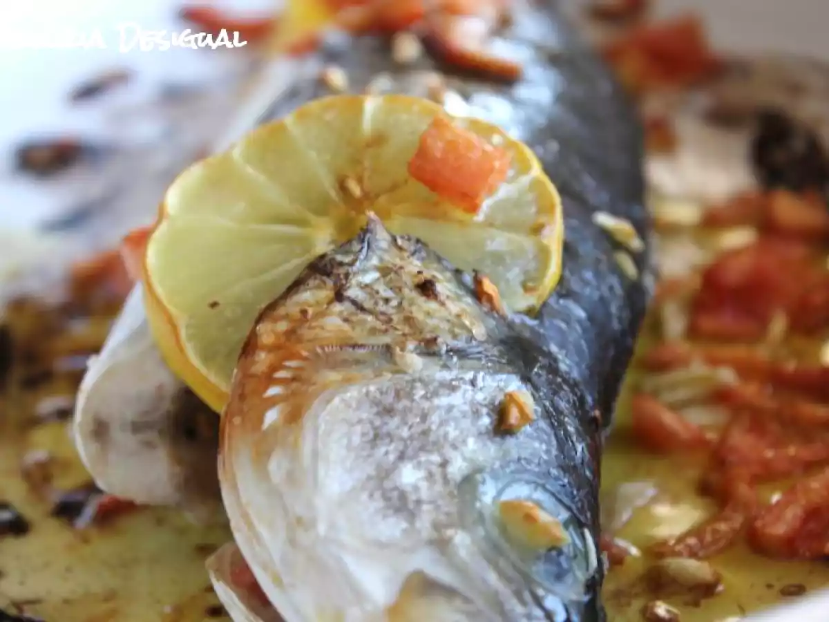Robalo Assado no Forno com Funcho