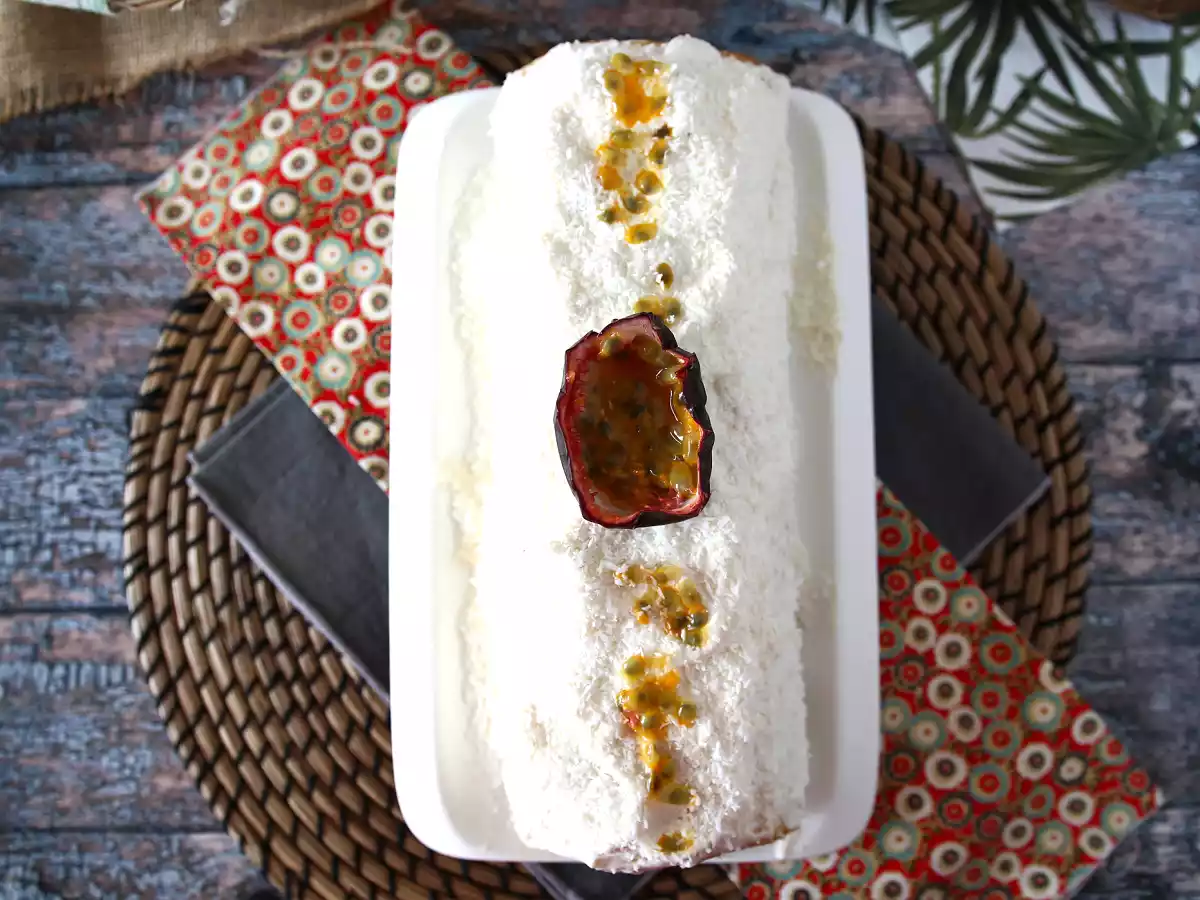Rocambole de coco e maracujá - foto 3