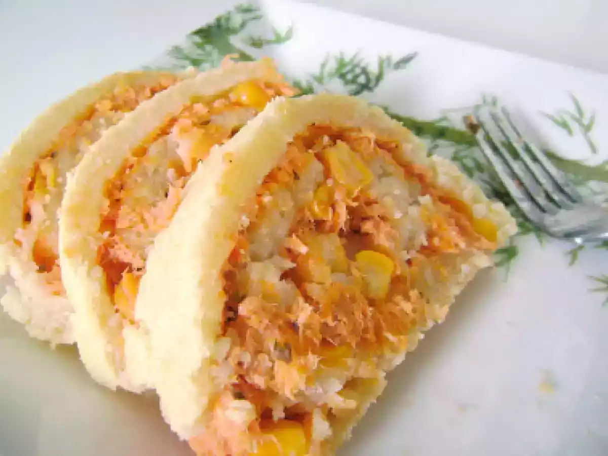 ROCAMBOLE DE RICOTA E FRANGO