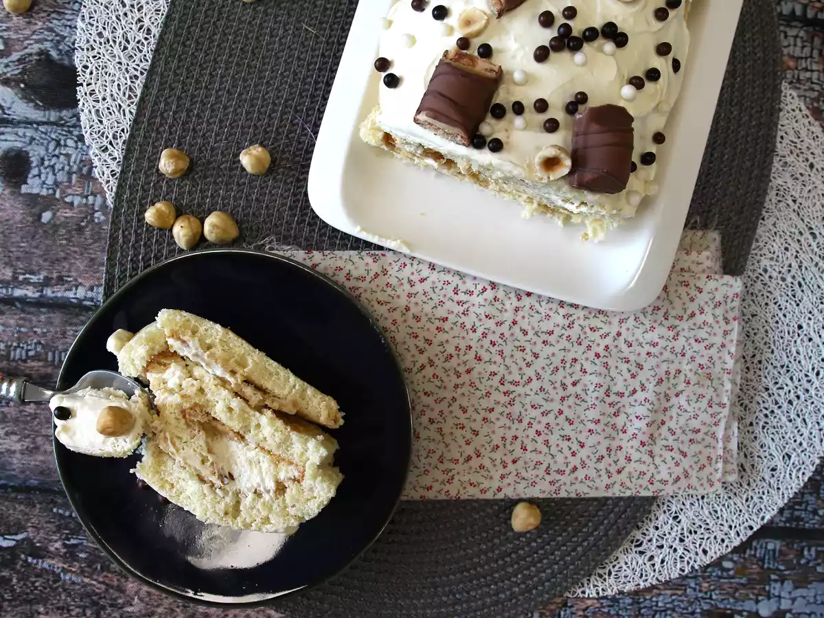 Rocambole sabor Kinder Bueno, um bolo festivo para datas especiais - foto 2