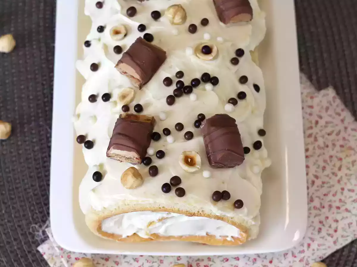 Rocambole sabor Kinder Bueno, um bolo festivo para datas especiais - foto 3