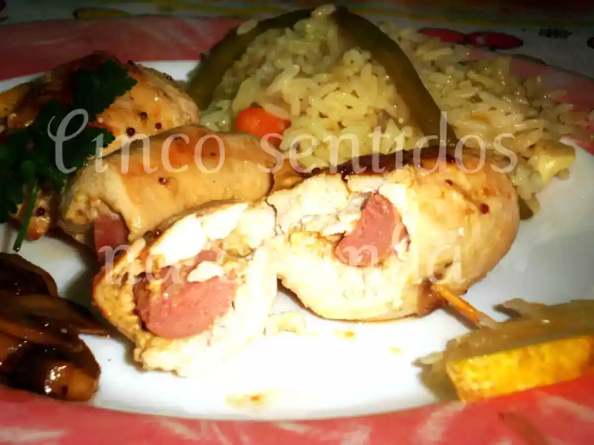 Rolinhos de frango e salsicha com molho de mostarda e mel - foto 4