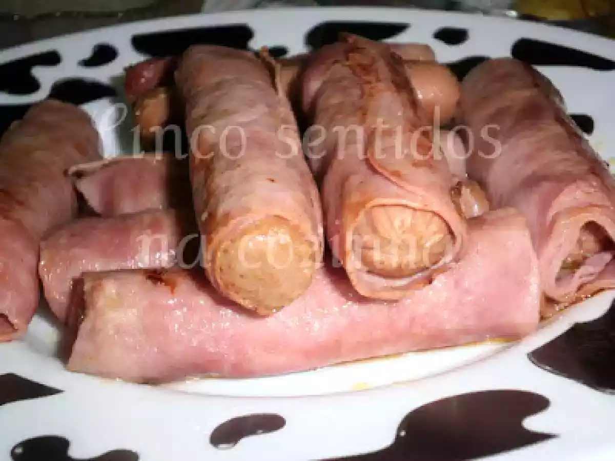 Rolinhos de salsichas com fiambre - foto 2