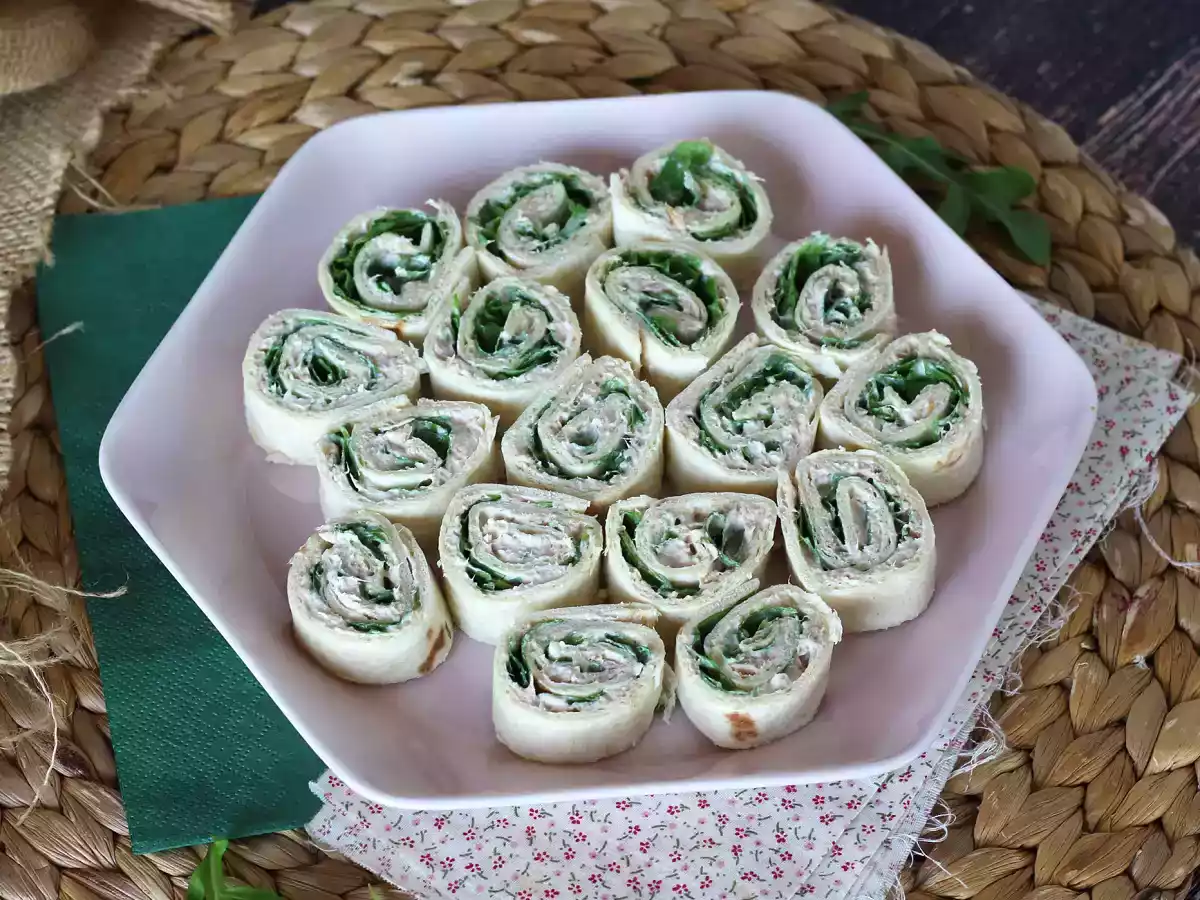 Rolinhos de tortilha, atum e queijo - foto 3