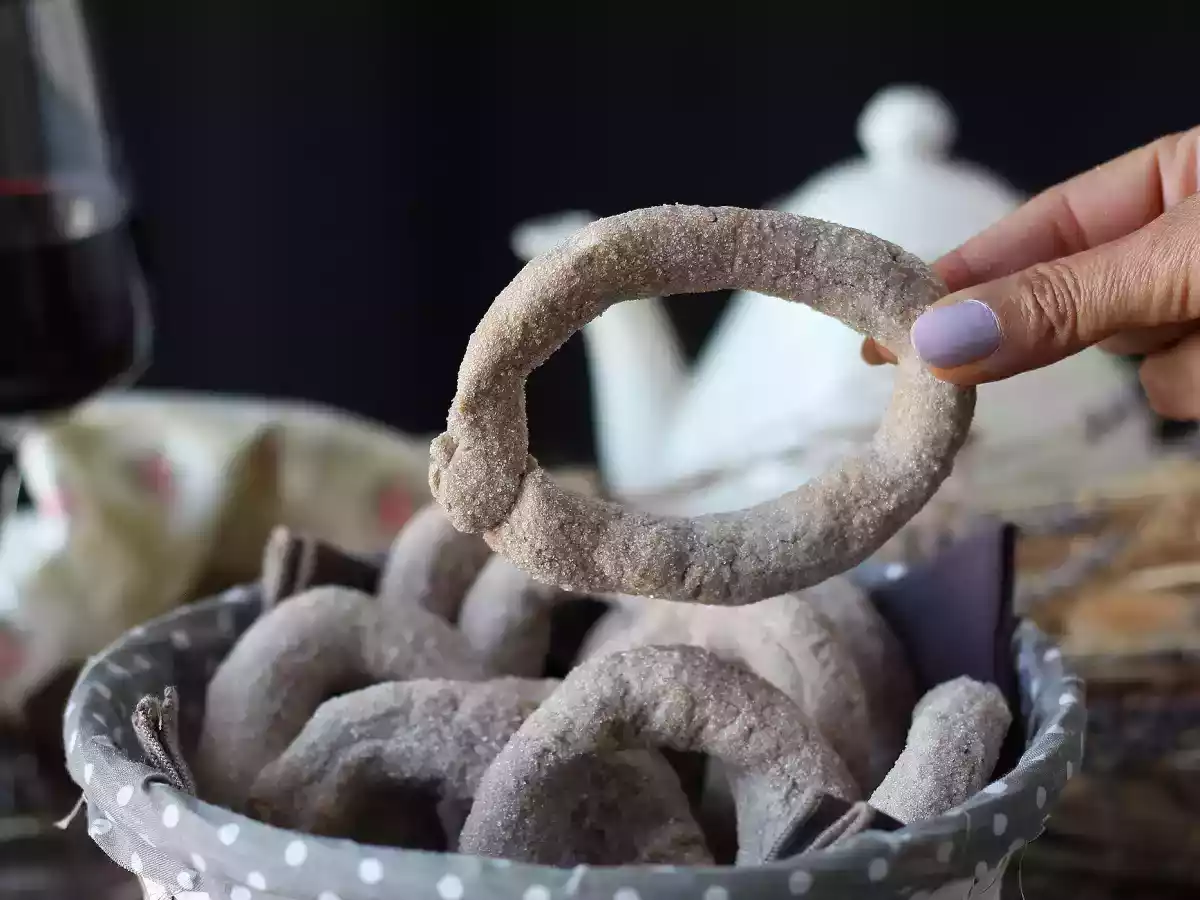 Rosquinhas de vinho tinto: a receita da vovó que encanta gerações! - foto 4