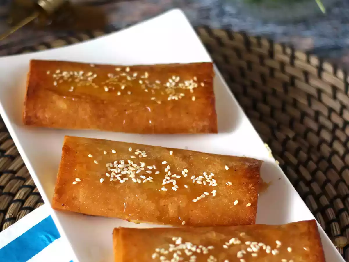 Saganaki assado no forno, a receita grega de queijo feta bem crocante - foto 4