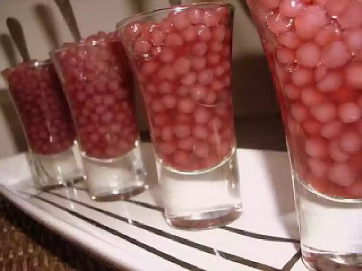 Sagu ao vinho com Creme Inglês