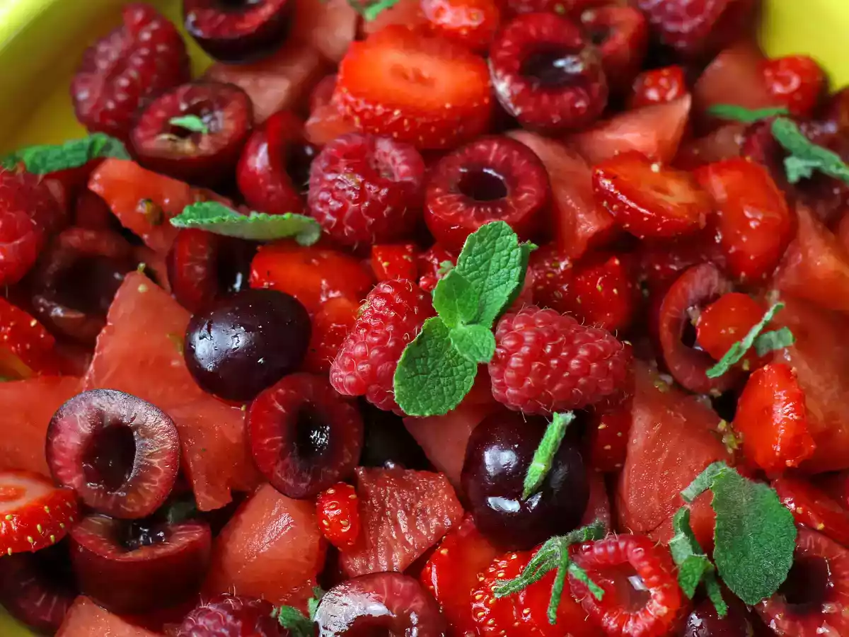 Salada com frutas vermelhas: leve, saudável e deliciosa - foto 5