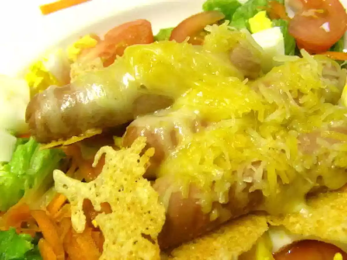 Salada com Salsicha e Queijo - foto 3