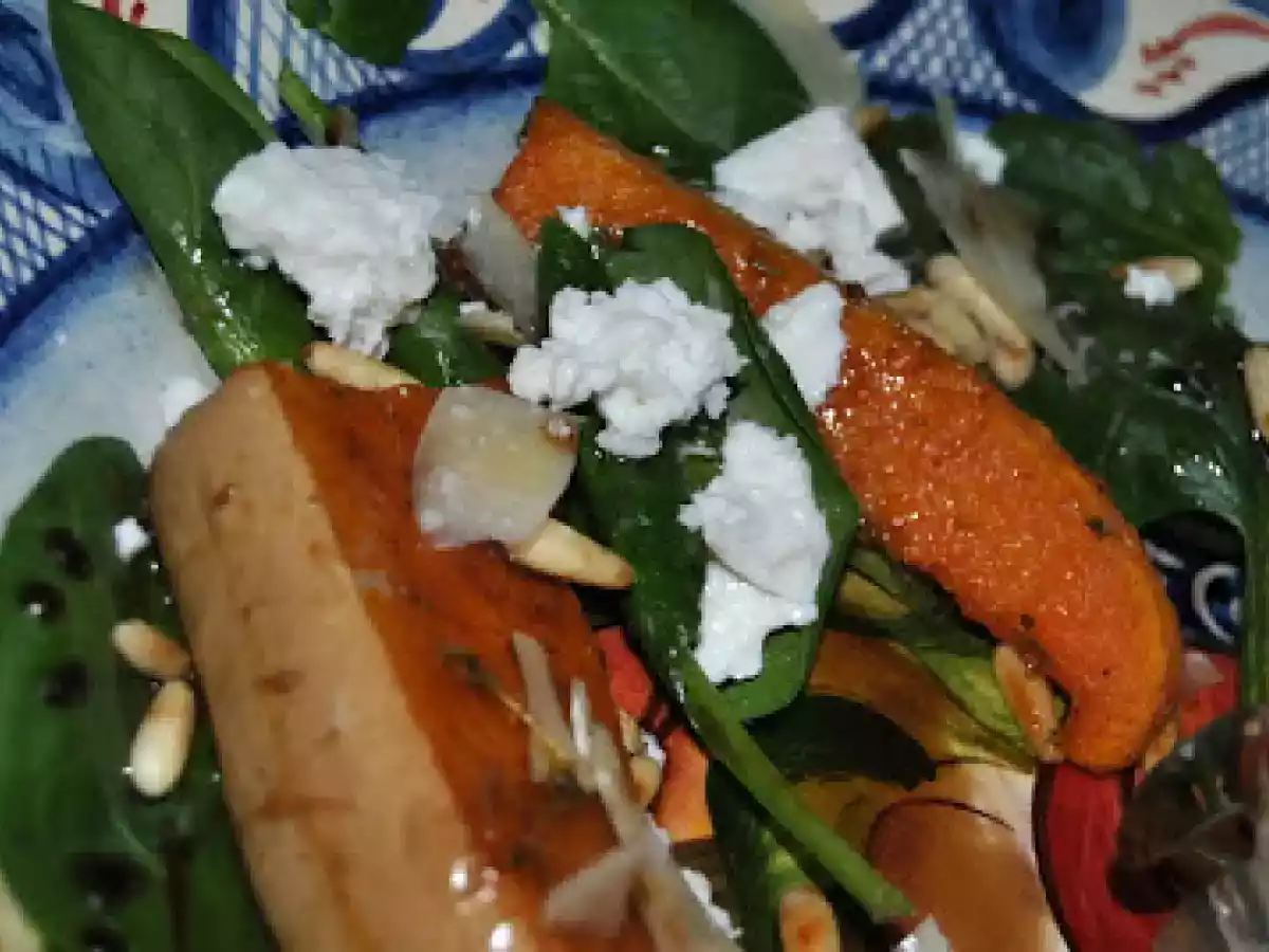 SALADA DE ABÓBORA ASSADA, ESPINAFRES E MOLHO DE MEL E BALSÂMICO - foto 6