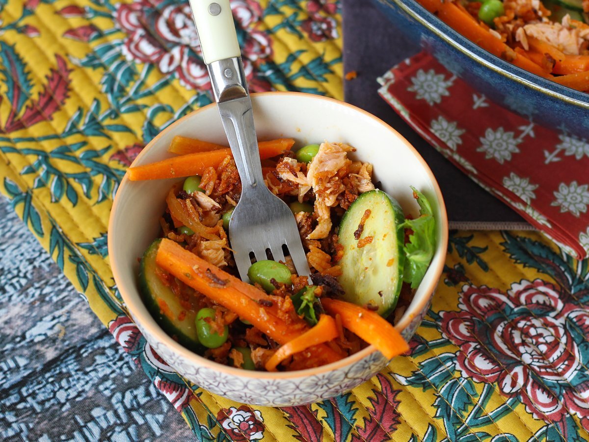 Salada de arroz crocante com salmão e toque picante - foto 3
